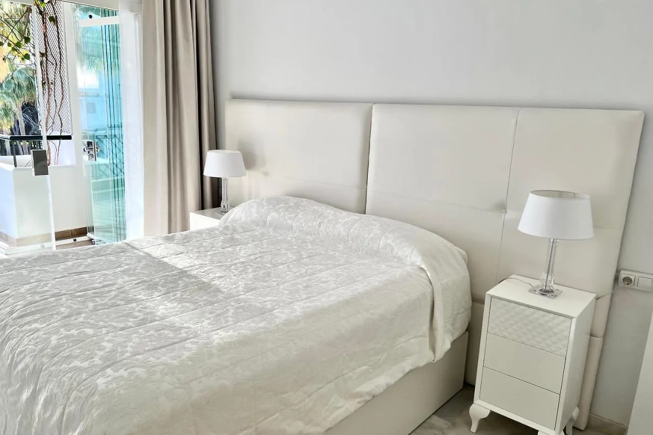 Mi Capricho Beachfront- P300 - Apartment With Sea View La Cala De Mijas Spanien